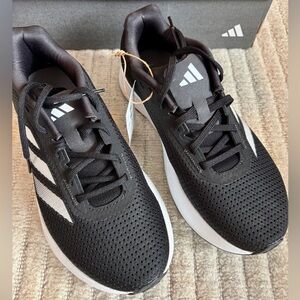 Adidas Women’s Black Running Shoes, Size 6 NWT